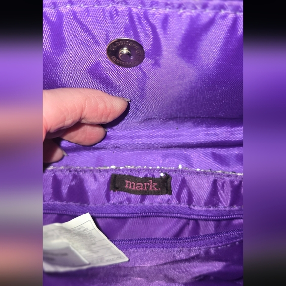 Mark. Elegant Silver Glitter Shoulder Bag - Picture 3 of 5